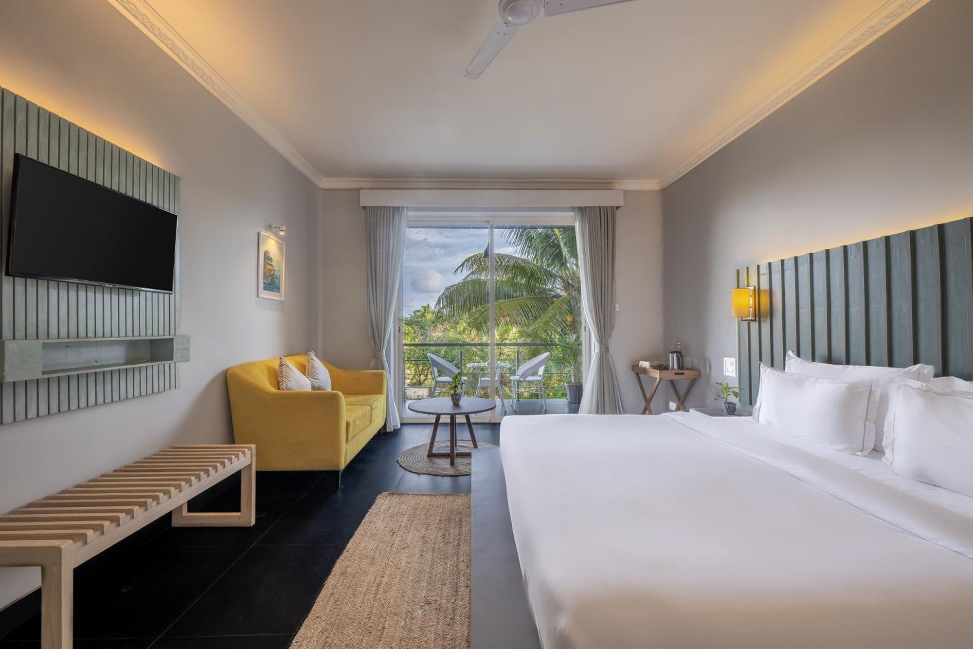 Echor Samara Morjim Goa Sea View Restro Hotel Kültér fotó