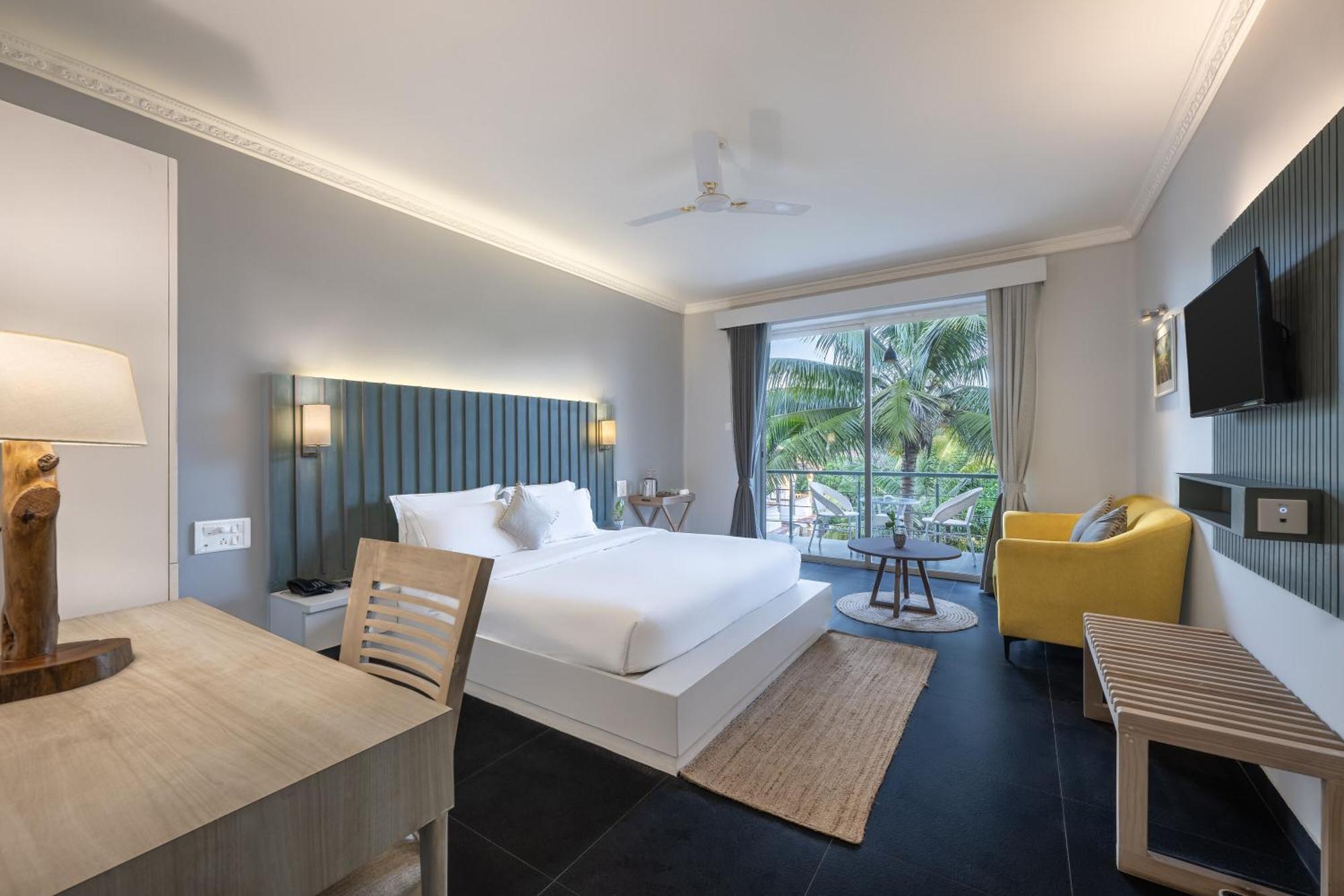 Echor Samara Morjim Goa Sea View Restro Hotel Kültér fotó